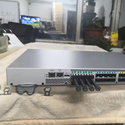 BR-G610-8-16G-0 Brocade G610 8P Anahtar Rafına Monte Edilebilir 16Gbps SWL SFP+ Alıcı-Verici