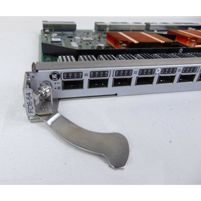 DCX 8510 64x Bağlantı Noktası 16g FC16-64 Yüksek Yoğunluklu Fiber Kanal Blade