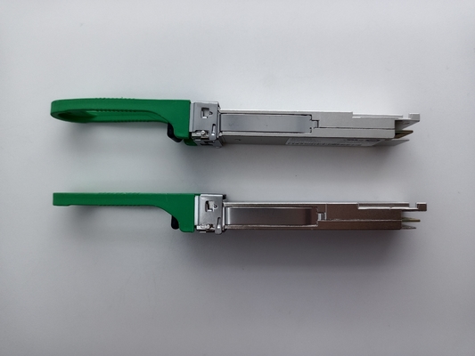 Brocade 57-1000506-01 200G CWDM 2 km Gen 7 ICL FC QSFP+ Alıcı-verici Optik Modülü