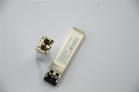 FTLF8529P3BCV-QL 16G SFP+ 850nm Kısa Dalga Boyu Çalışırken Takılabilir Optik Alıcı-Verici Modülü