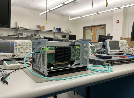 Büyük ölçekli veri analizi ve makine öğrenimi görevlerini desteklemek için Nvidia MCX75310AAS-NEAT aracılığıyla yenilikçi AI yeteneklerini keşfetmek
